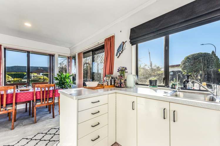 1 Kate Edger Place_5