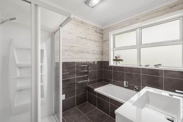 16 Shelley Street Otumoetai_17