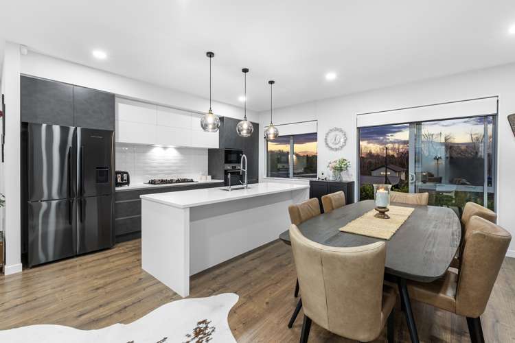 5 Ahutoetoe Road Wainui_5