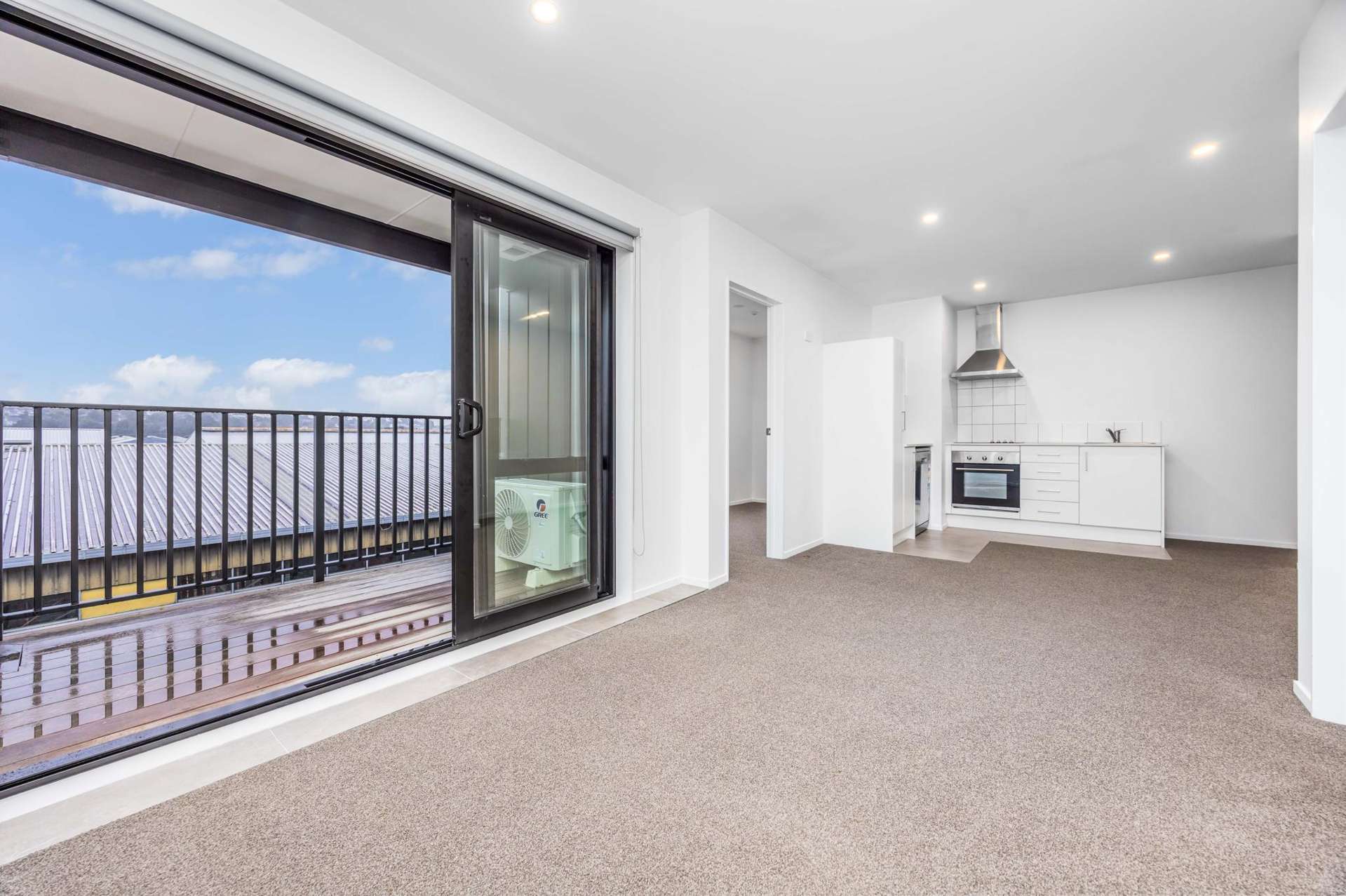209/28C Eileen Newey Place Henderson_0