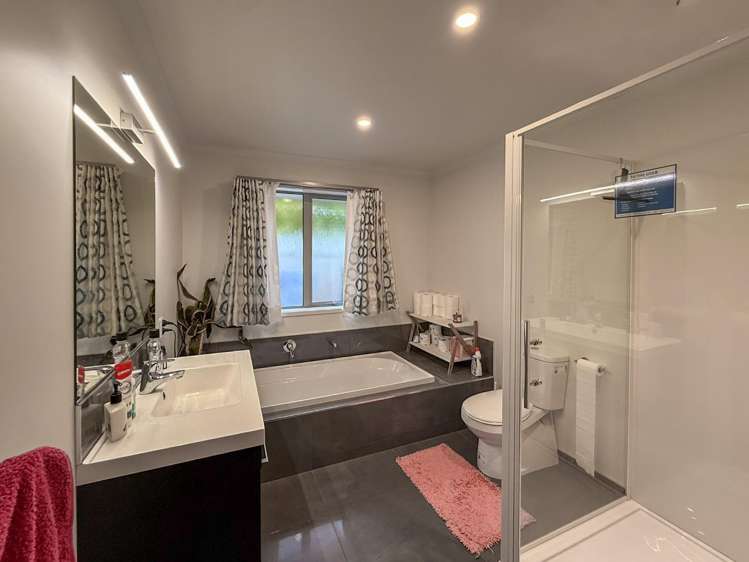 7 Kara Place 11213_14