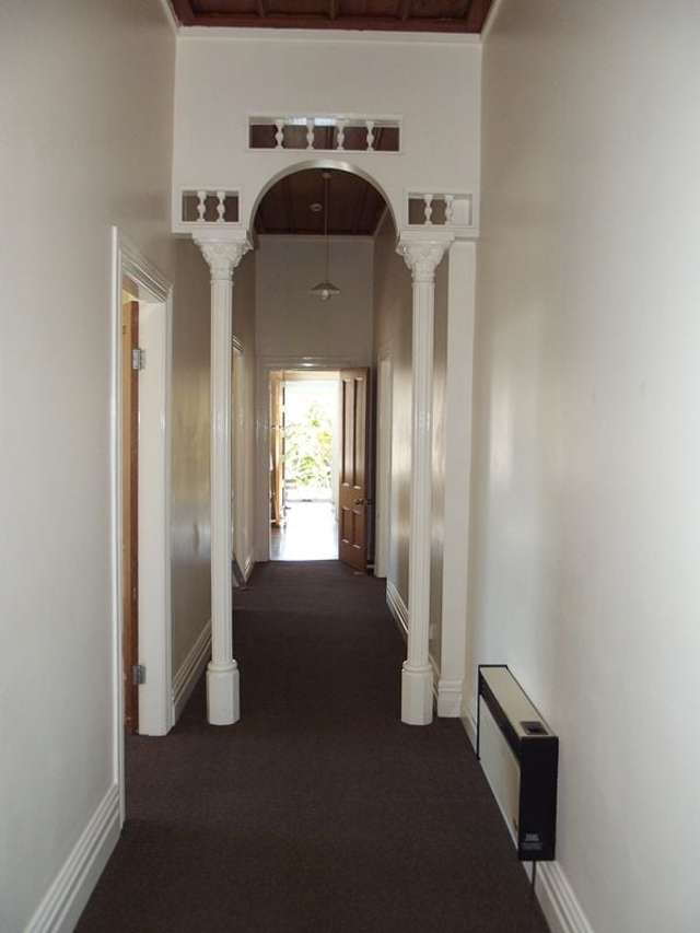 LARGE KINGSLAND 4/5 BEDROOM OPPOSITE EDEN PARK