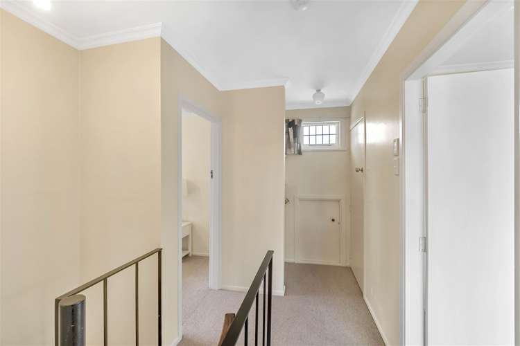 14 Pinehurst Crescent Russley_12