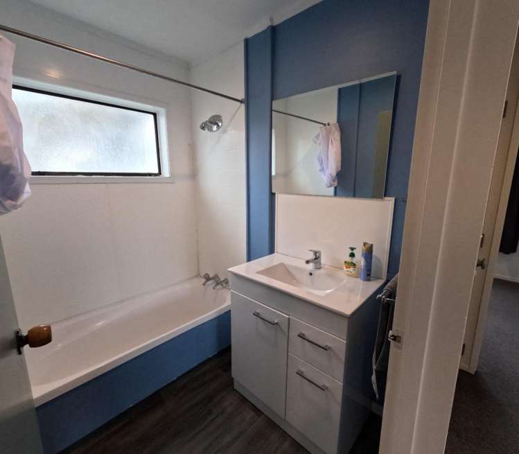 12 Redwood Drive 2124_1