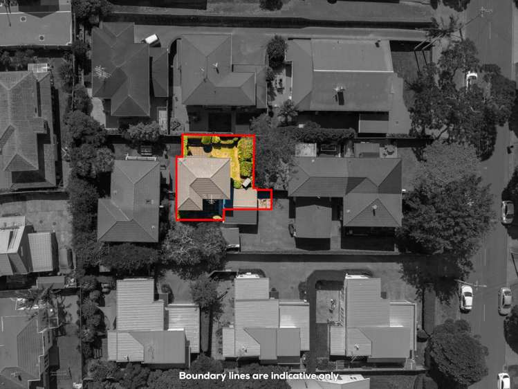 4/16 Turama Road Royal Oak_17