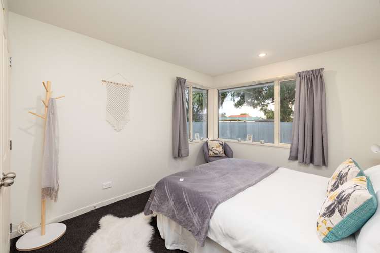 22a Lenton Street Aranui_10