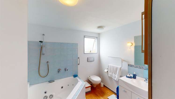 65 The Esplanade Westshore_8