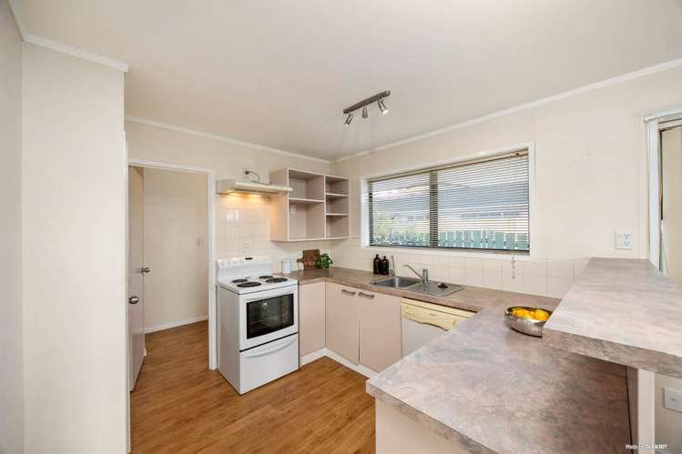 1/75 Rangitoto Road_4