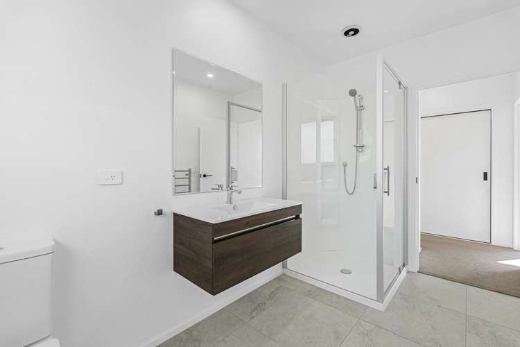 1356A South Road Kaitake_14