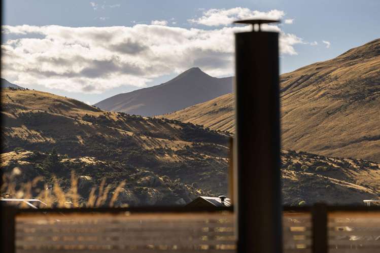 8 Spur Ridge Rise, Hanley's Farm Jacks Point_29