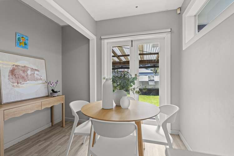 76 Sylvan Street Hillmorton_9