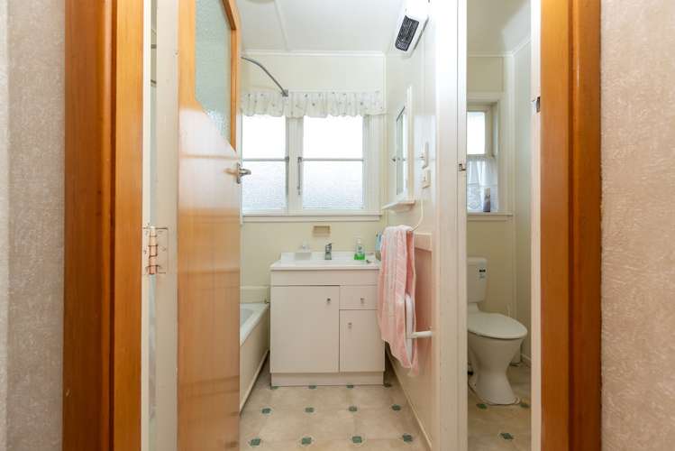 75 River Road Masterton_11