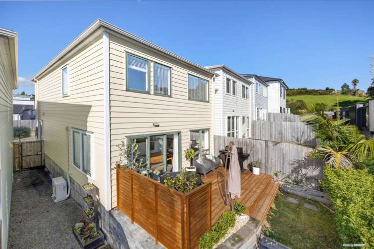 116 Joseph Street Flat Bush_12