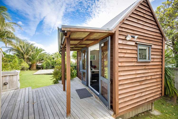 16 Paton Avenue Te Atatu South_23