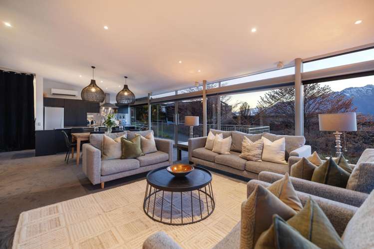 6 Whitbourn Place Queenstown_7