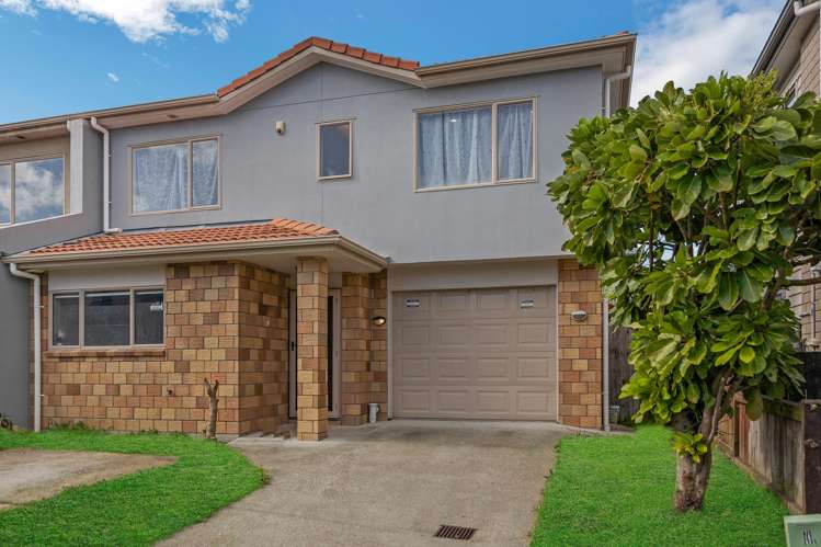 13 BUSHPARK PLACE Flat Bush_21