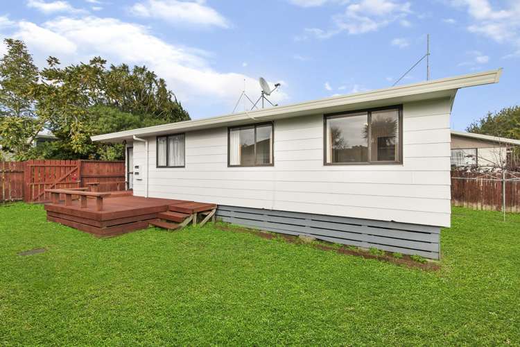 2/61 Redcrest Avenue Red Hill_15