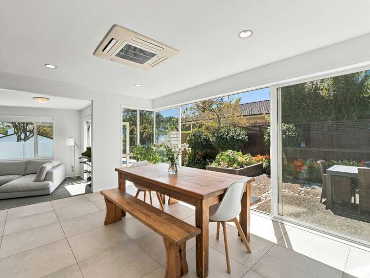 39 Admirals Court Drive Greenhithe_5