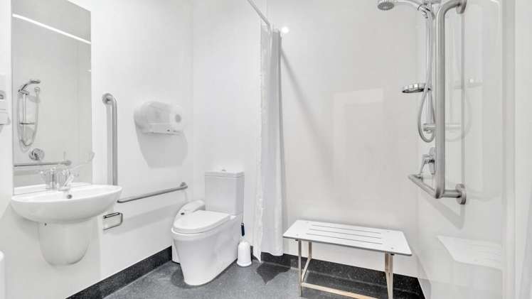 4/7 Sir Gill Simpson Drive Burnside_9