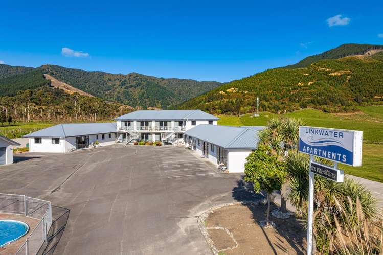 1594 Queen Charlotte Drive Marlborough Sounds_5