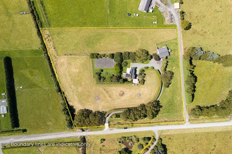 27 Wilcox Road Seaward Bush_35