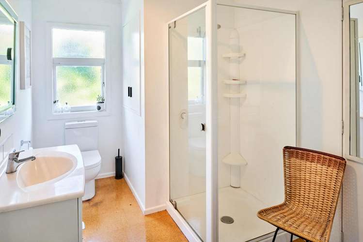 44 Kahu Road Paremata_19