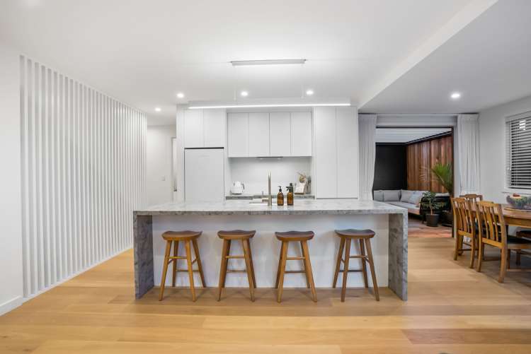 63 Neil Avenue Te Atatu Peninsula_3