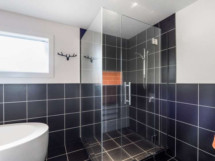 1199 Oxford Road Cust_13