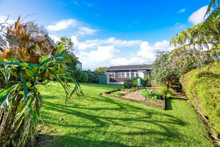 74 Churchill Road Cockle Bay_17