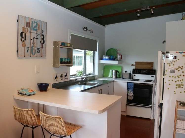 8a Rees Avenue Cooks Beach_11