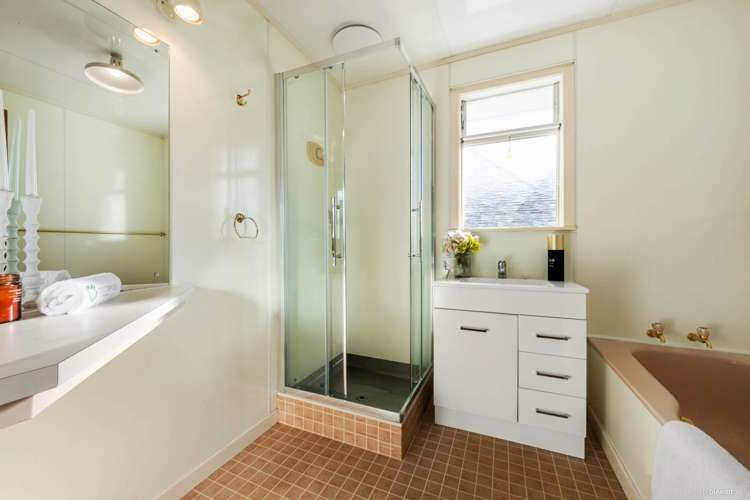 11 Chilcott Road Henderson_9