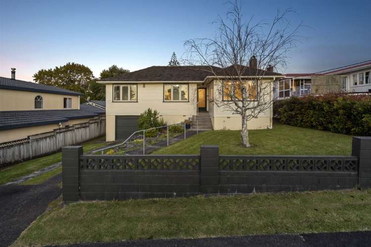 67 Mcleod Road Te Atatu South_30