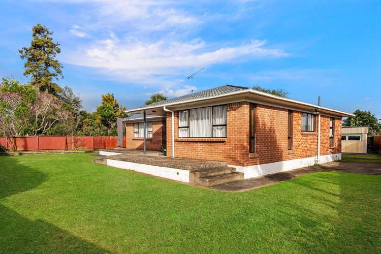 7 Sutton Crescent Papakura_2