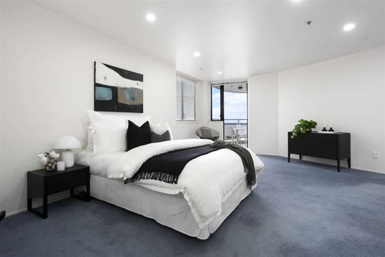 5a/173 Hurstmere Road Takapuna_8