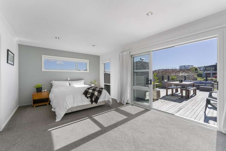 18 Coprosma Crescent Waipahihi_9