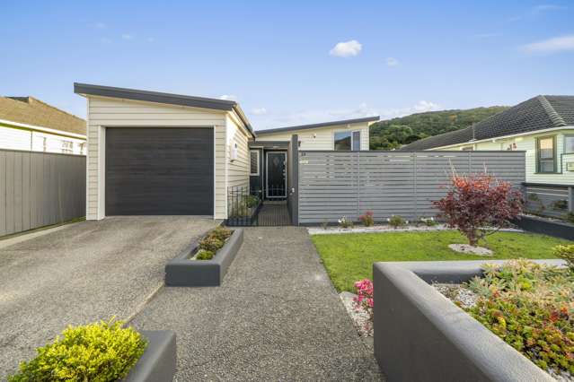 50 Main Road Wainuiomata_3