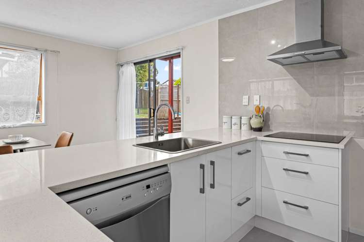 3 Cheam Place Pakuranga Heights_6