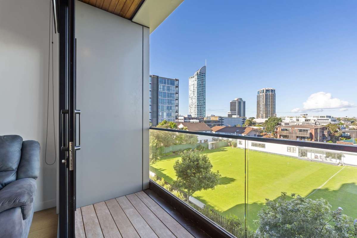 207/74 Anzac Street_0