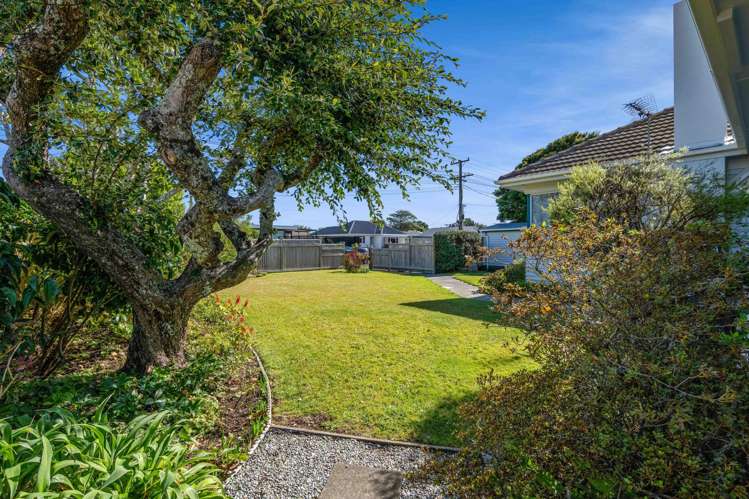 125 Seaview Road Westown_35