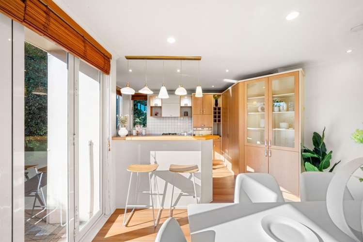 16 John Rymer Place Kohimarama_17