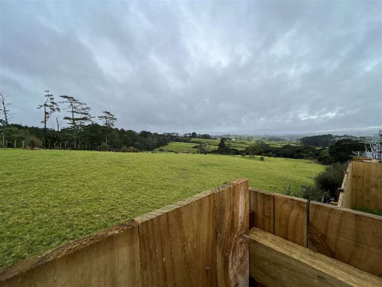 30 Morus Road Massey_2