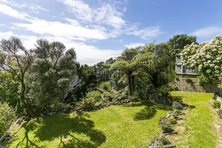 2 Beavis Lane Karori_17