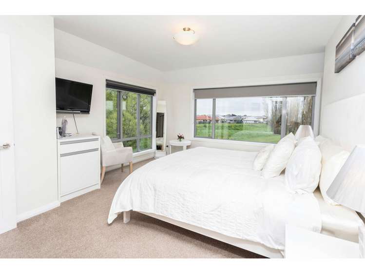 23a Somerville Crescent Aidanfield_9