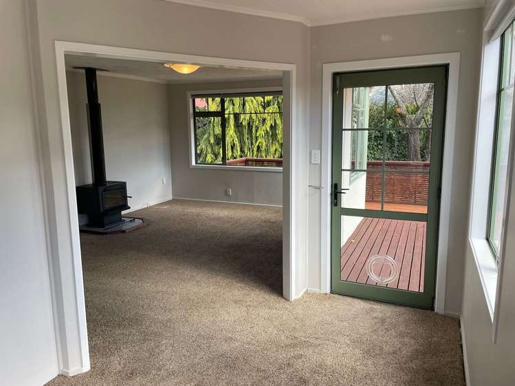 5 Holyhead Street Outram_12