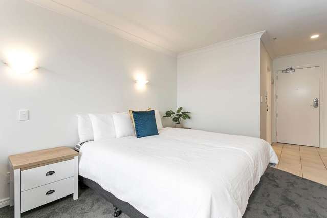 405/100 Greys Avenue City Centre_2