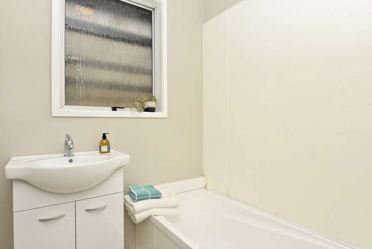 16 Solar Road Glen Eden_9