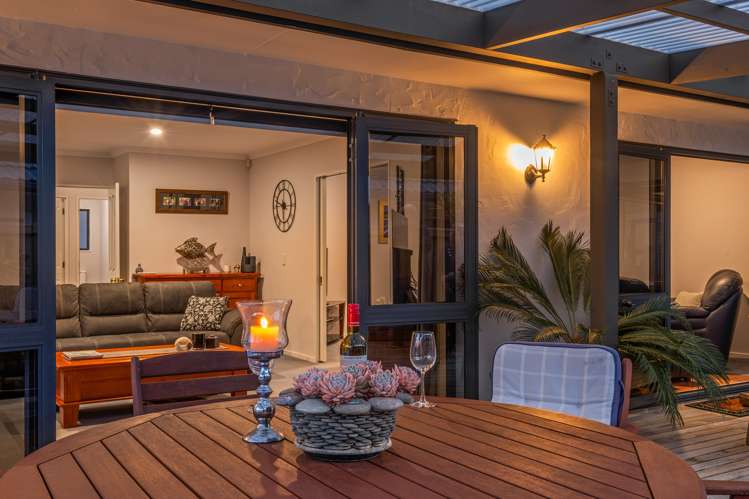 11 Colorado Crescent Milson_16