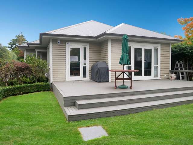 ILAM - STUDENT ACCOMODATION 2027 - 6 BEDROOM, 3 BATHROOMS, GARAGE