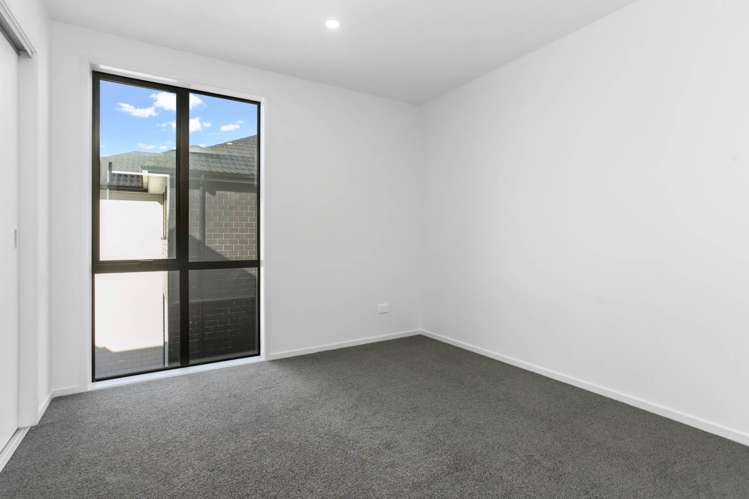 4/10 Shamrock Lane Te Atatu Peninsula_7