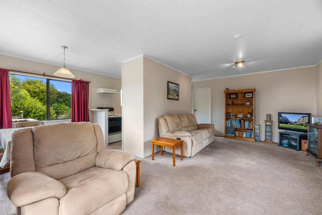 186 Windermere Drive Poike_2